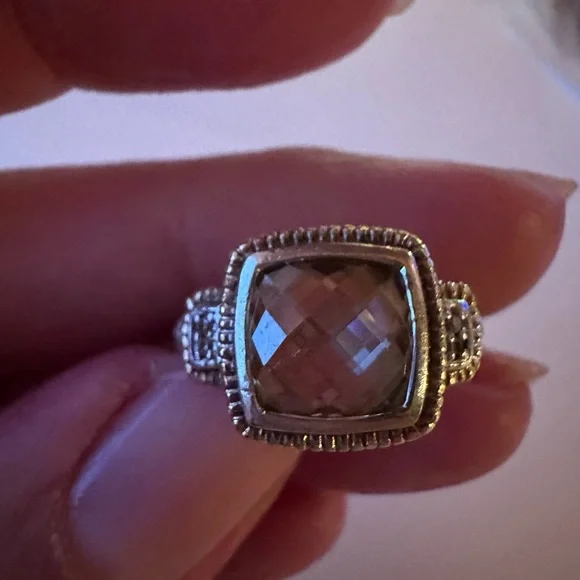 Judith Ripka Canary Crystal SS Ring - Picture 5 of 8